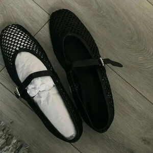 Mesh‎ Flat Ballet style shoes